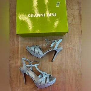 Gianni Beni heels silver sparkly size 8.5 worn once!
